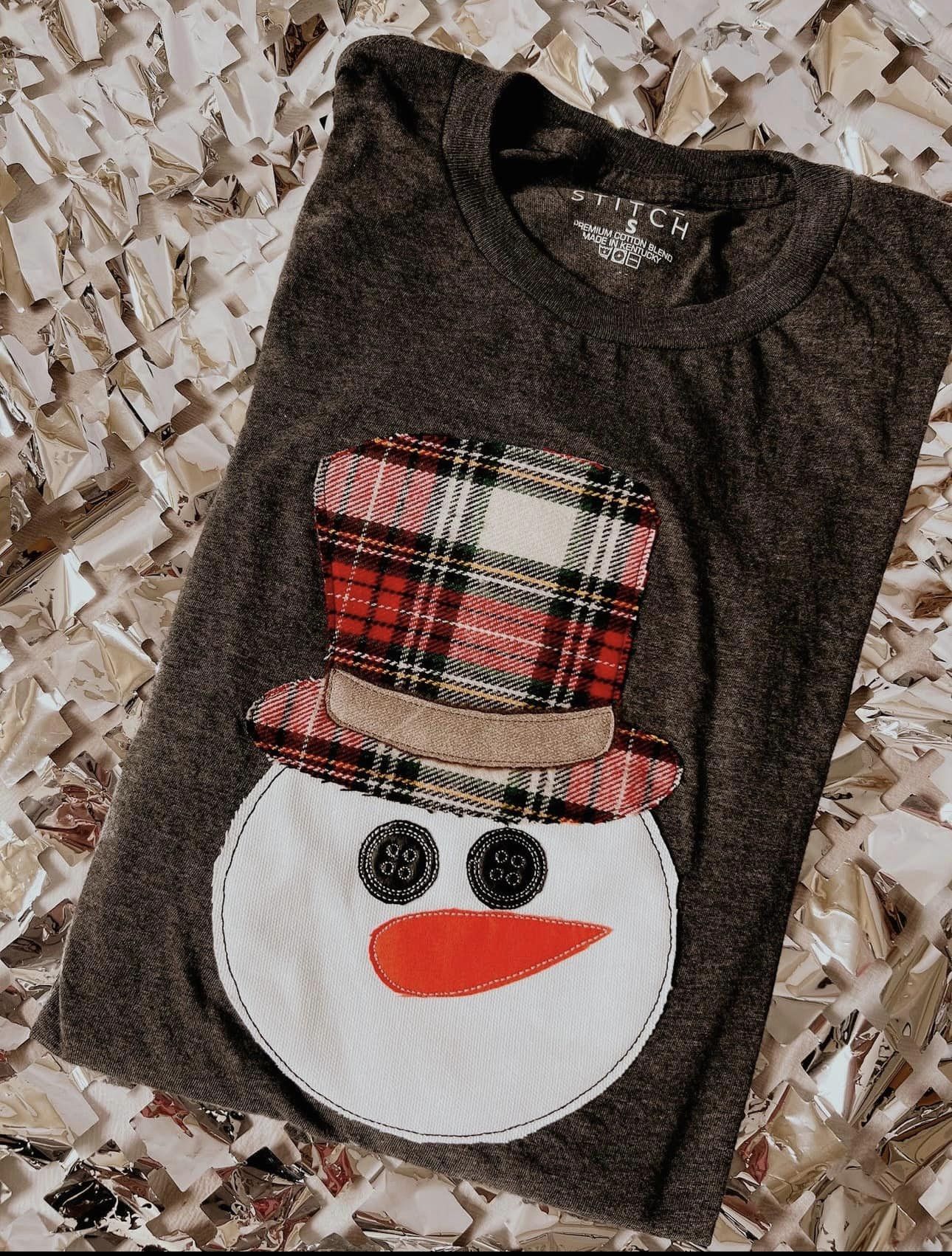 Embroidered Snowmen T-shirt