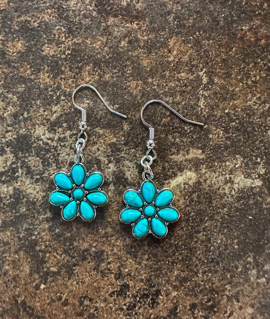 Mini cluster earrings