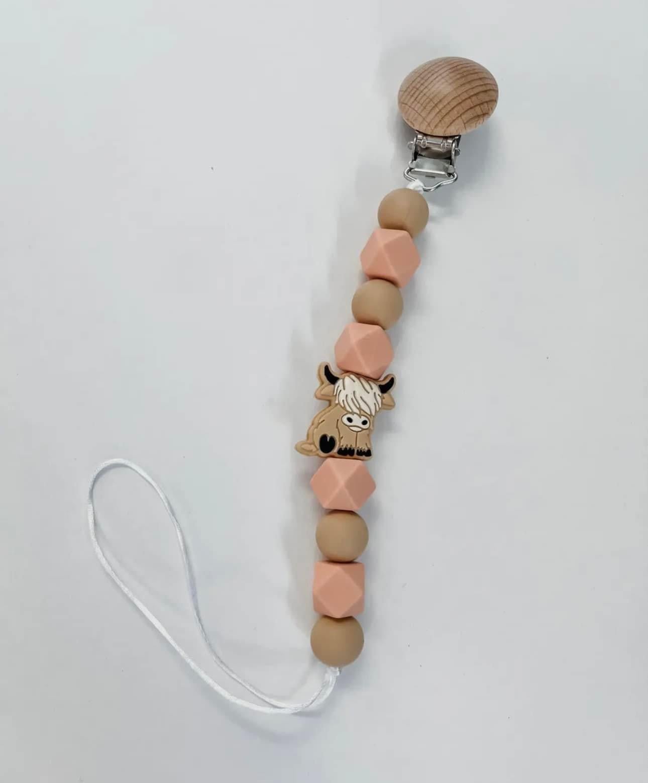 Highland cow Paci clips